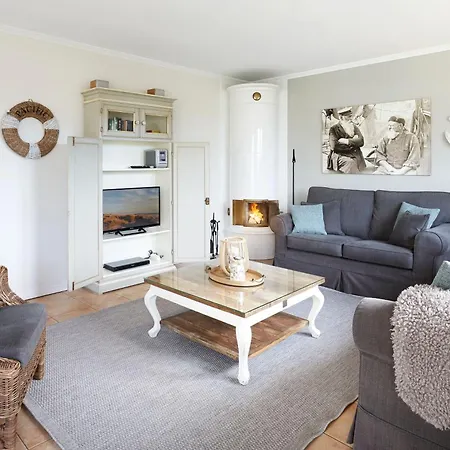 Haus Amrumblick Holiday home Hedehusum