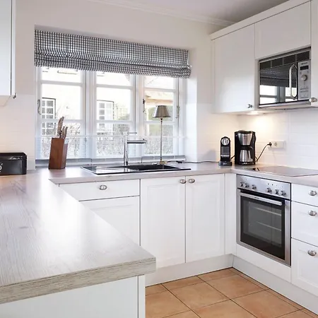 Holiday home Haus Amrumblick Hedehusum